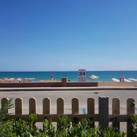 Il Respiro Del Mare Bed & Breakfast Casalbordino Dış mekan fotoğraf